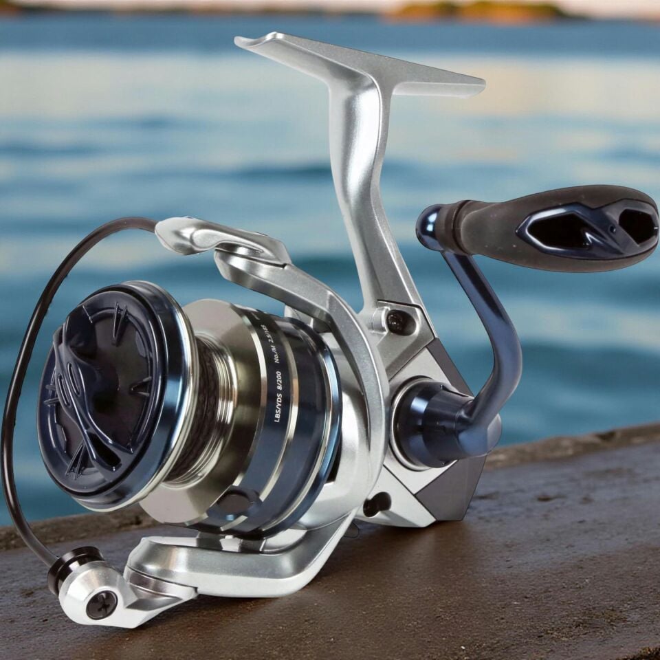 Okuma Super Spin Set  Red Spin 240cm 7-28gr + Safyre SF-1000A Makine + Kendo 8X İp + Savage Gear Cannibal Shad